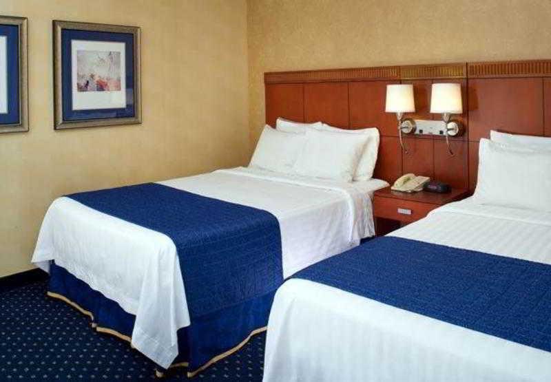 Hotel Courtyard Columbus Worthington Chambre photo